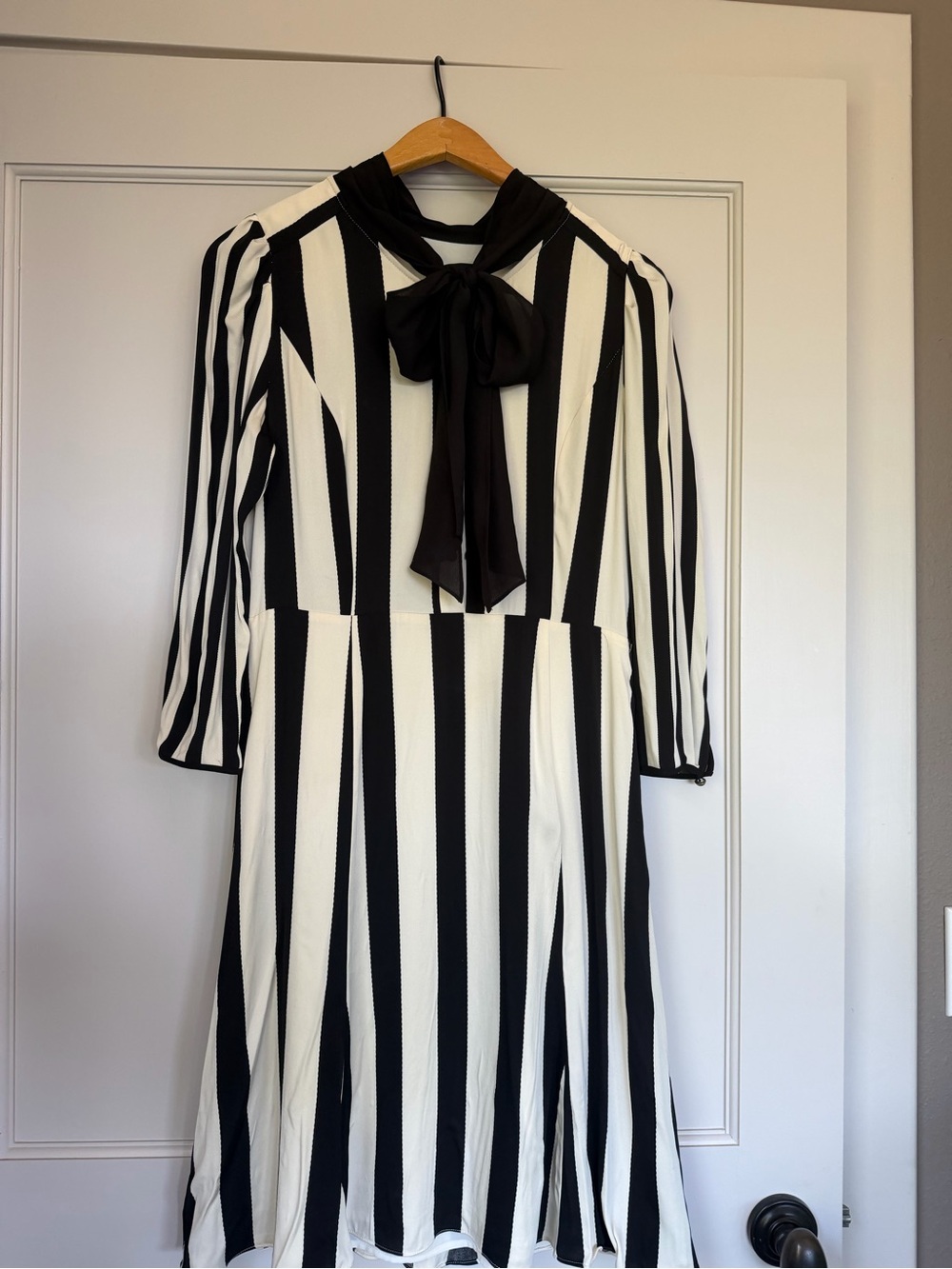 LiaaLancy 93% Silk Bow Tie Dress | Black White Stripe | Size S
